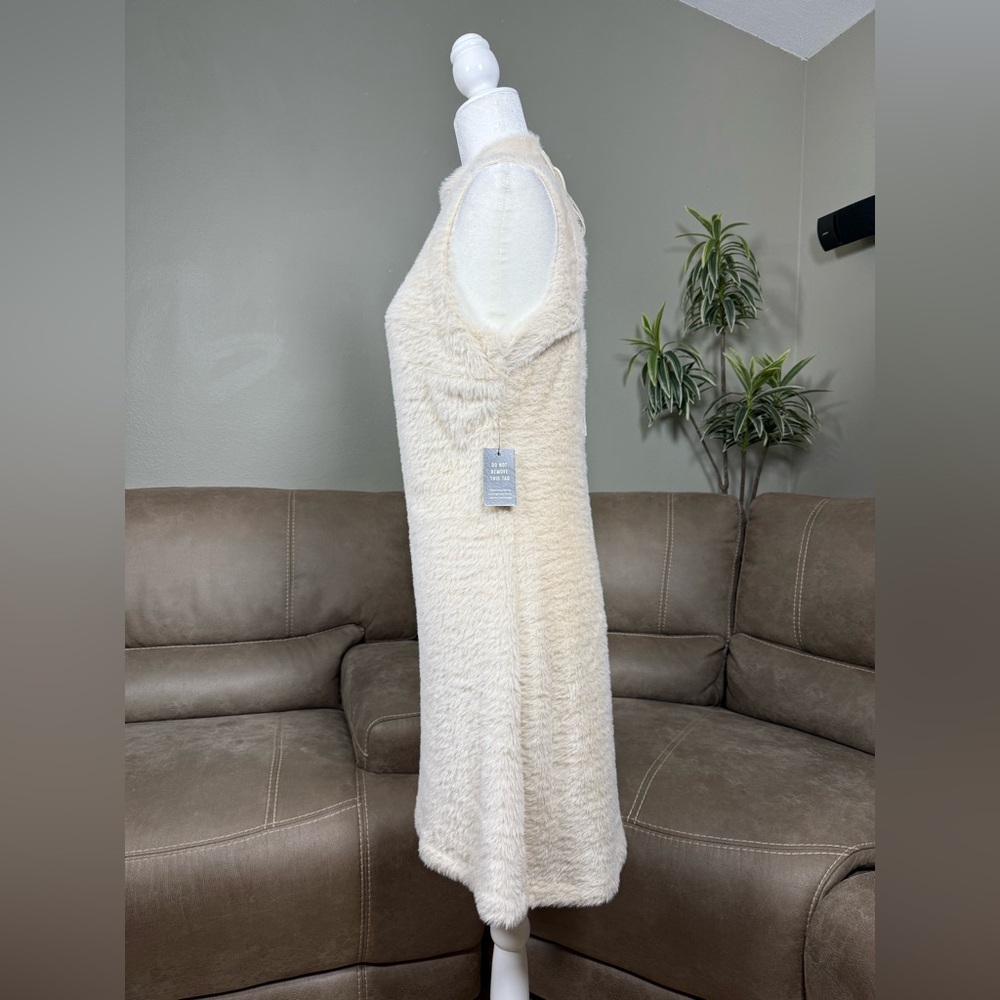 NWT Express Cream Faux Fur Mini Dress Sz Large - Picture 5 of 16